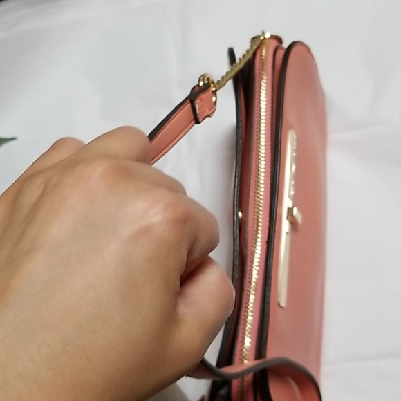 🌷Enzo Angiolini Handbag🌷 - Picture 7 of 8